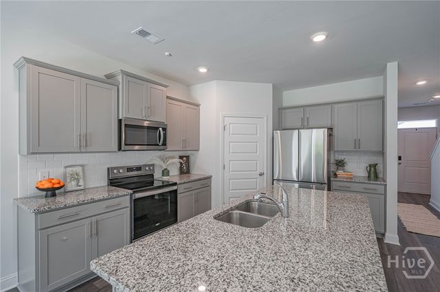 756 Logging Hill Drive, Richmond Hill, GA 31324