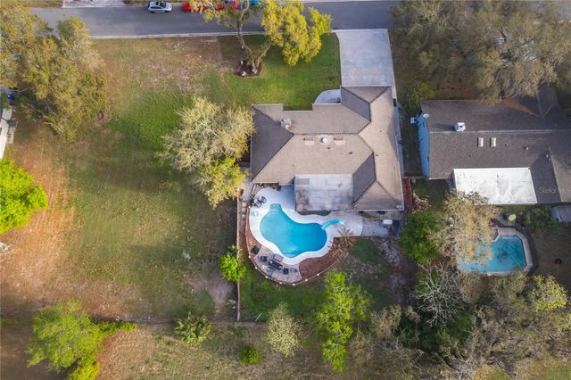 2350 WEKIVA RIDGE ROAD, Apopka, FL 32712