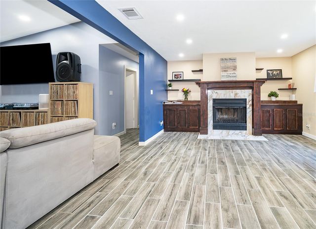 2350 WEKIVA RIDGE ROAD, Apopka, FL 32712