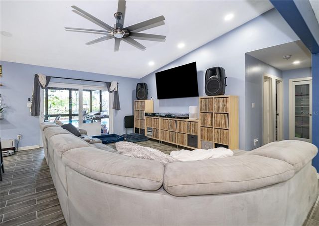 2350 WEKIVA RIDGE ROAD, Apopka, FL 32712