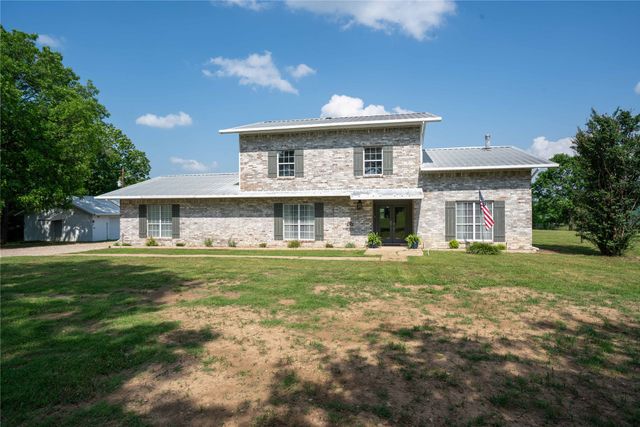 374 County Road 42530, Paris, TX 75462