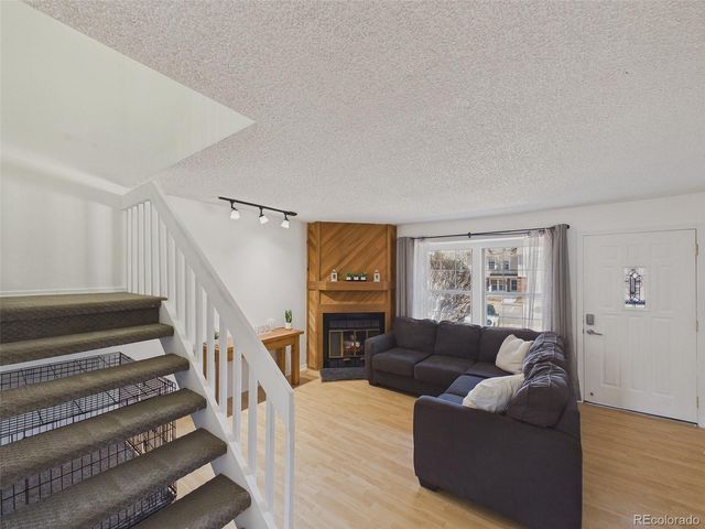 9715 W Chatfield Avenue E, Littleton, CO 80128