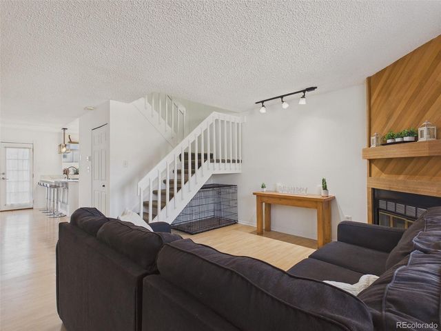 9715 W Chatfield Avenue E, Littleton, CO 80128