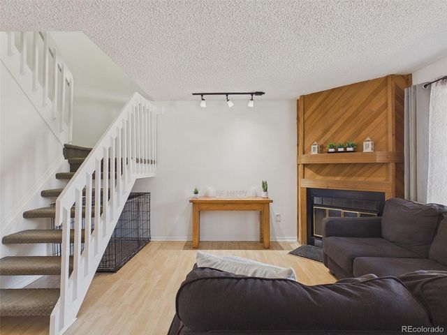 9715 W Chatfield Avenue E, Littleton, CO 80128