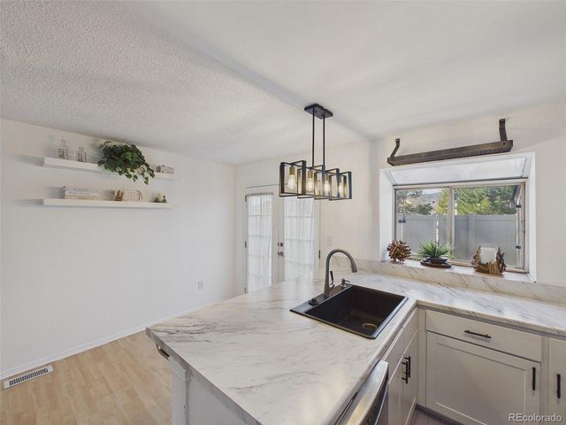 9715 W Chatfield Avenue E, Littleton, CO 80128