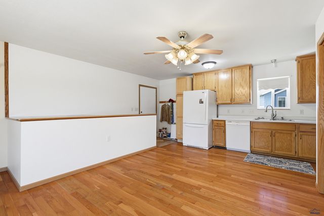 434 FIELD VIEW DR, Rapid City, SD 57701