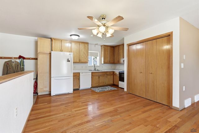 434 FIELD VIEW DR, Rapid City, SD 57701
