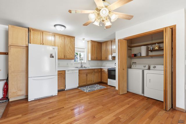 434 FIELD VIEW DR, Rapid City, SD 57701