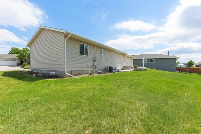 434 FIELD VIEW DR, Rapid City, SD 57701