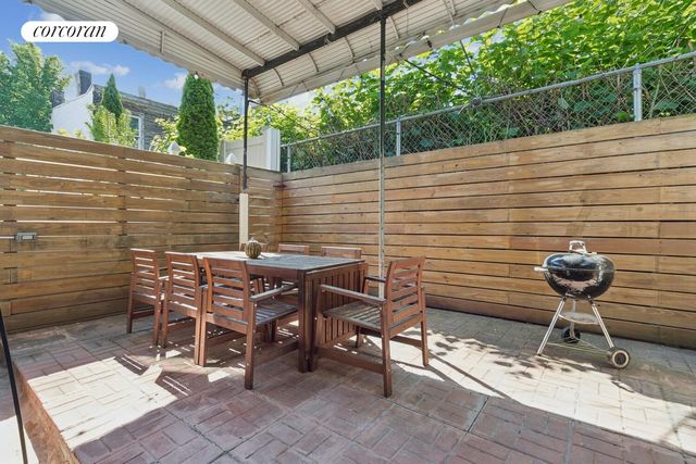 314A CHAUNCEY Street, New York City, NY 11233