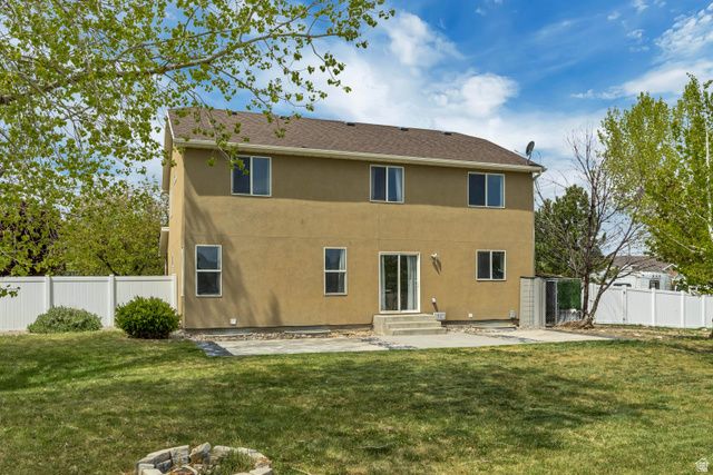 6137 W TRIPLE CROWN LN, Herriman, UT 84096