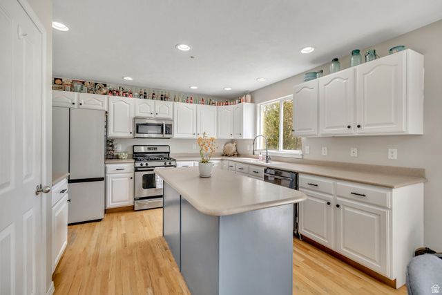 6137 W TRIPLE CROWN LN, Herriman, UT 84096