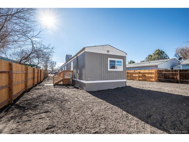2415 Alia Ct, Pueblo, CO 81004