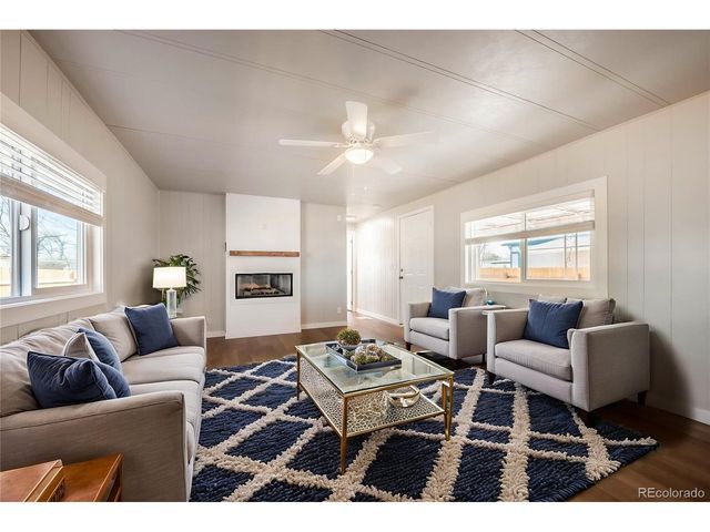 2415 Alia Ct, Pueblo, CO 81004