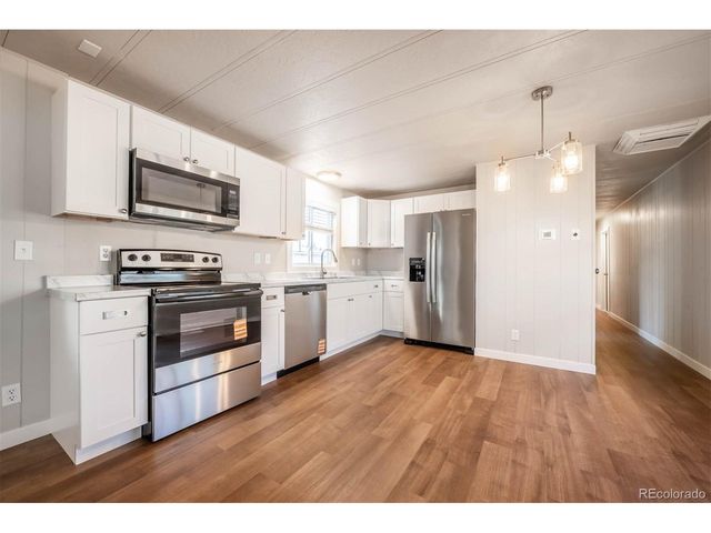 2415 Alia Ct, Pueblo, CO 81004