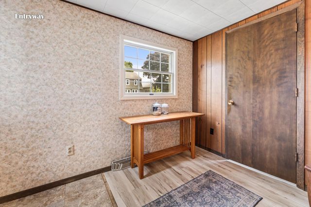 749 W 4th Street, Winona, MN 55987