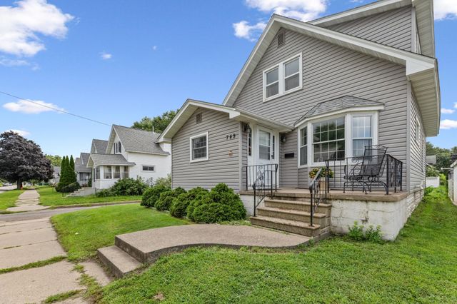 749 W 4th Street, Winona, MN 55987