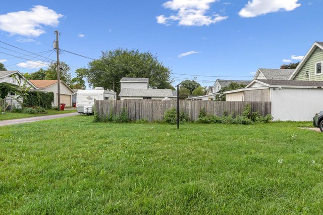 749 W 4th Street, Winona, MN 55987