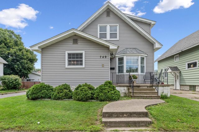 749 W 4th Street, Winona, MN 55987