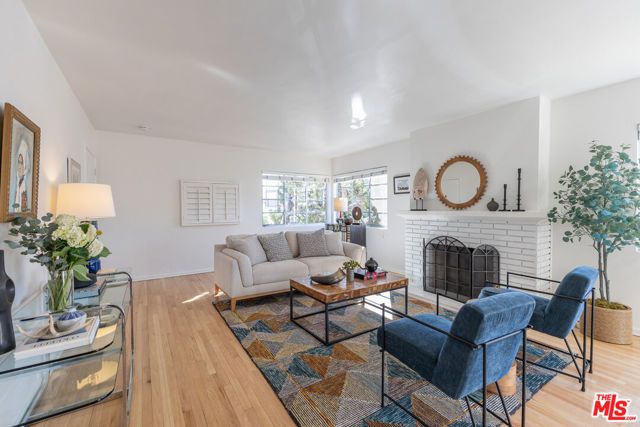 4507 Finley Avenue 1, Los Angeles, CA 90027