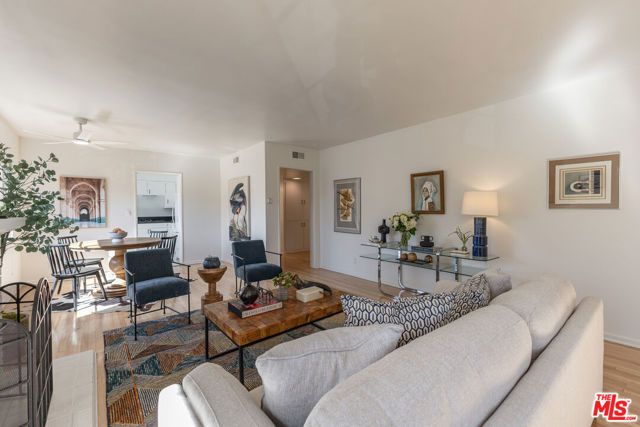 4507 Finley Avenue 1, Los Angeles, CA 90027
