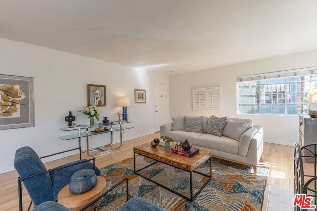 4507 Finley Avenue 1, Los Angeles, CA 90027