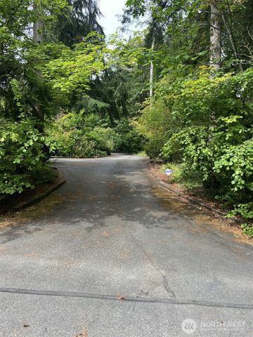 39045 258th Avenue SE, Enumclaw, WA 98022