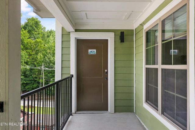 329 Ownby St, Gatlinburg, TN 37738
