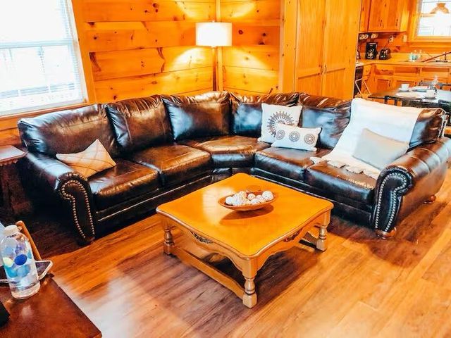 95 Falcon Lane, Brodhead, KY 40409