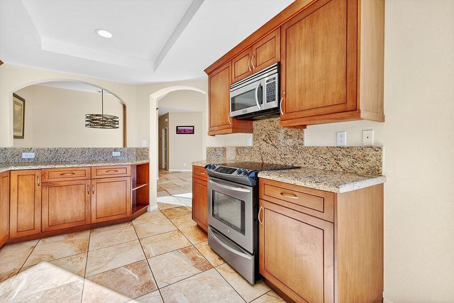 38019 Crocus Lane, Palm Desert, CA 92211