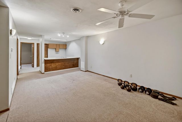 206 Spruce Hills Drive, Cedar Falls, IA 50613