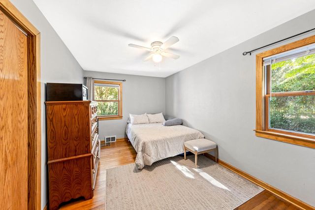 248 E Ottawa AVENUE, Dousman, WI 53118