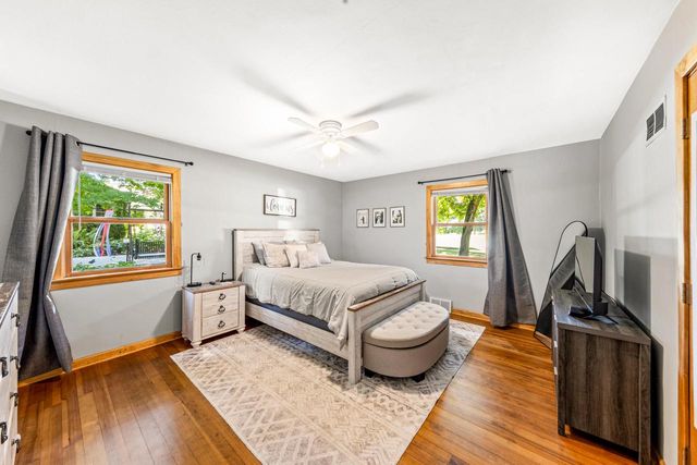 248 E Ottawa AVENUE, Dousman, WI 53118
