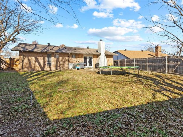 11904 O Casey Street, Yukon, OK 73099