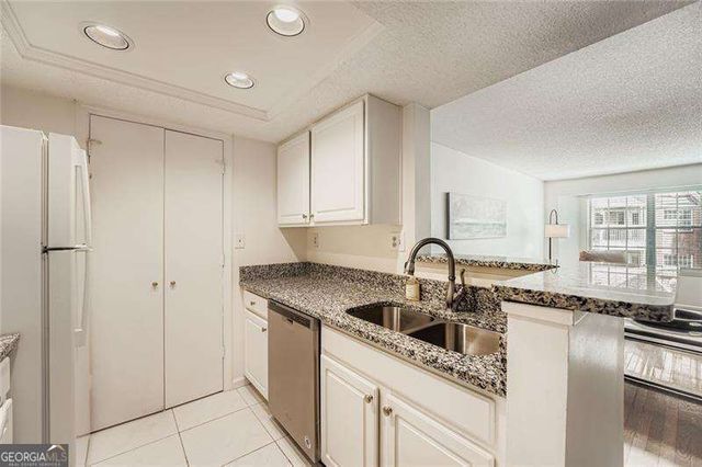 4109 Chastain Park Court NE, Atlanta, GA 30342