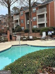 4109 Chastain Park Court NE, Atlanta, GA 30342