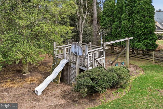 1234 TOTTENHAM CT, Reston, VA 20194