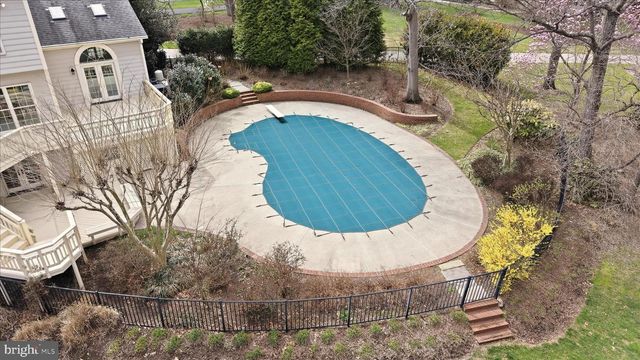 1234 TOTTENHAM CT, Reston, VA 20194