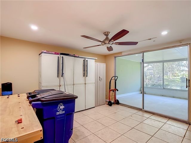 842 Pangola DR, North Fort Myers, FL 33903