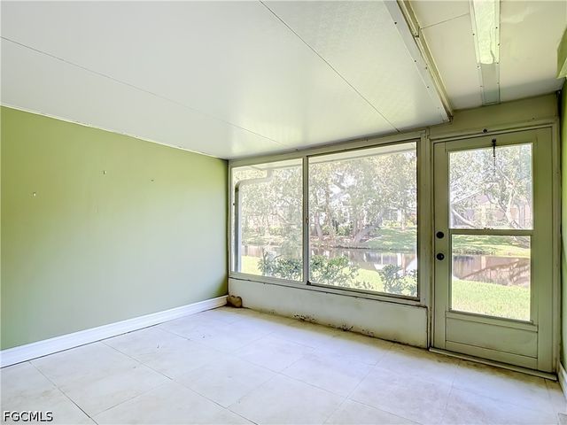 842 Pangola DR, North Fort Myers, FL 33903