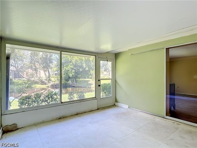 842 Pangola DR, North Fort Myers, FL 33903