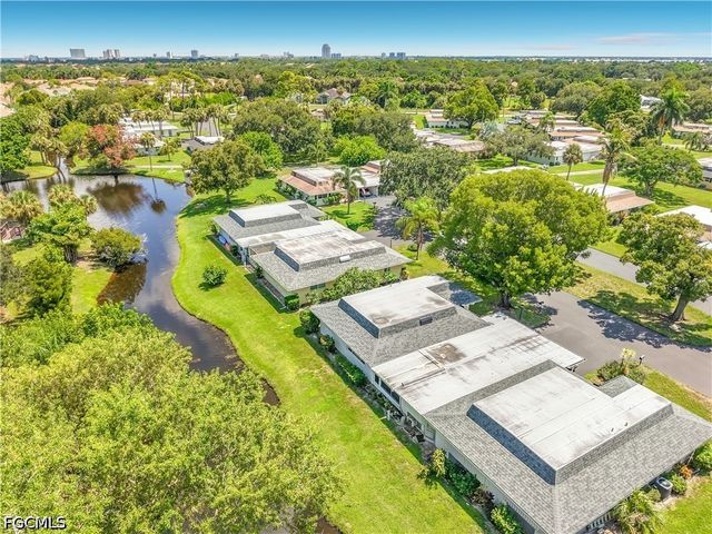 842 Pangola DR, North Fort Myers, FL 33903