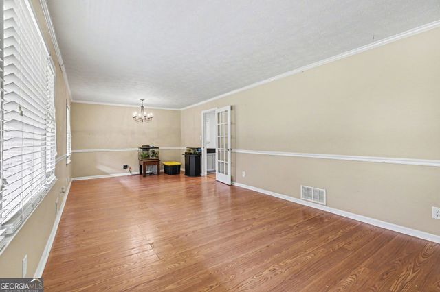 127 Mckinley Drive, Griffin, GA 30224