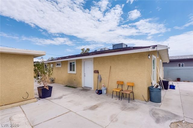 2318 Bassler Street A, North Las Vegas, NV 89030