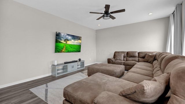 8145 Rhoderick Circle, Reynoldsburg, OH 43068