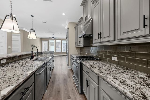 614 Imperial Boulevard, Sugar Land, TX 77498
