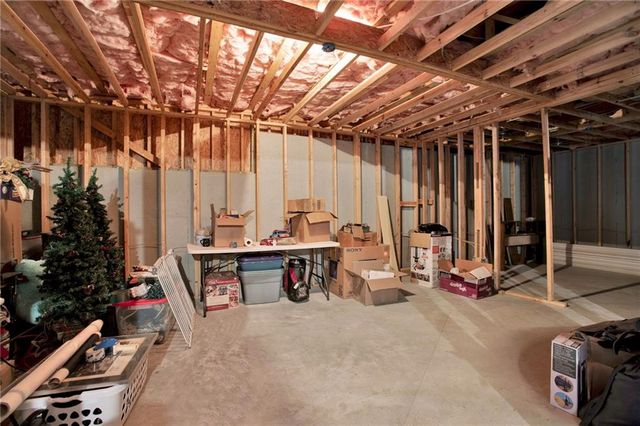 21 Creekview SE Drive, Cartersville, GA 30120