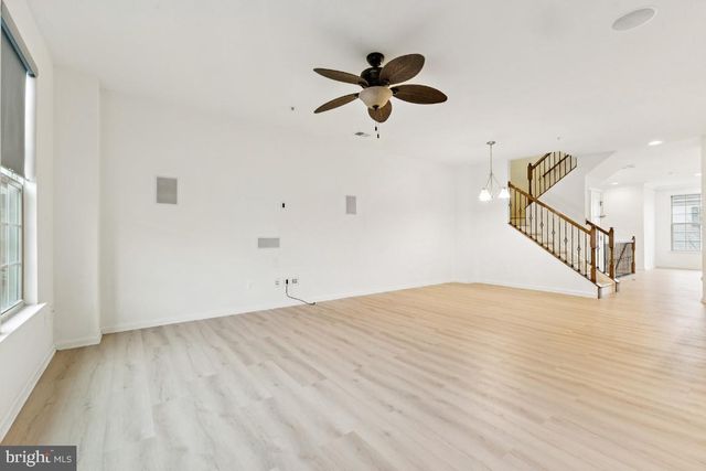 25997 BRAIDED MANE TER, Aldie, VA 20105