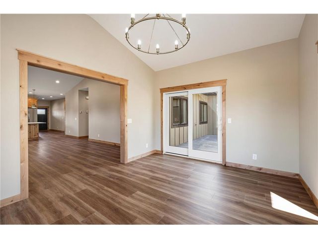 1093 Legend Lane, River Falls, WI 54022