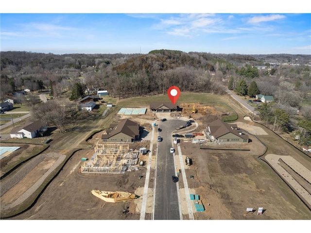 1093 Legend Lane, River Falls, WI 54022